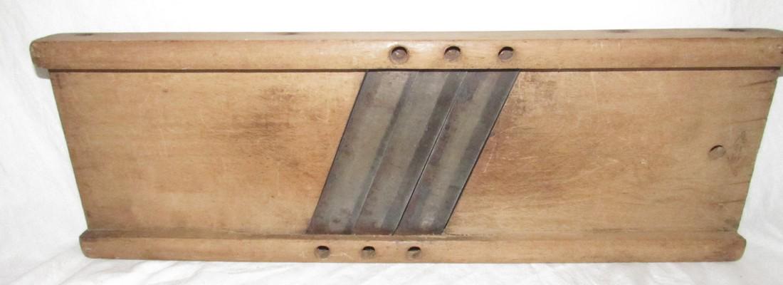 Cabbage Cutter (1 of 2)