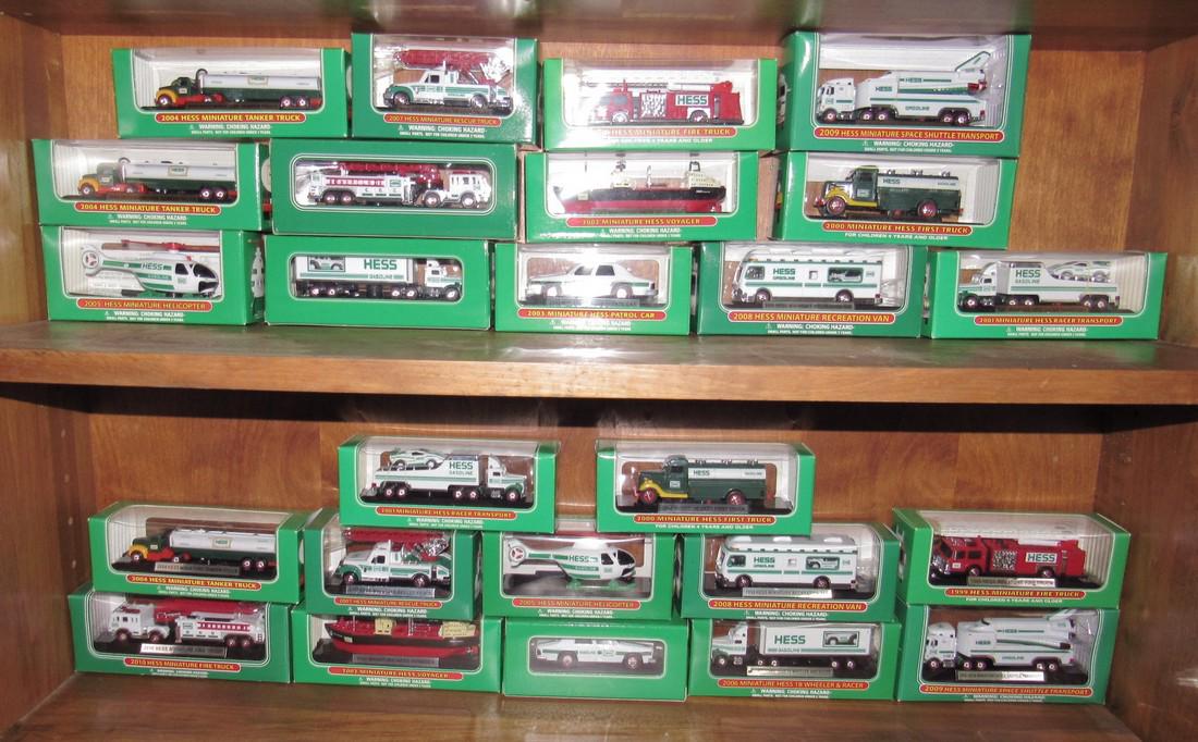 25 Vintage Miniature Hess Trucks Airplanes Voyagers (1 of 6)