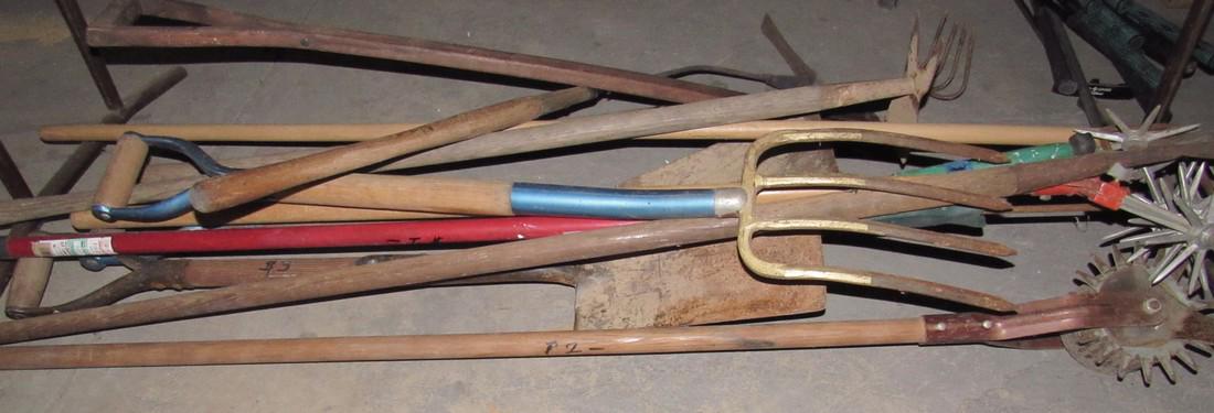 Garden Tools: Getting all tools pictured. Must take all