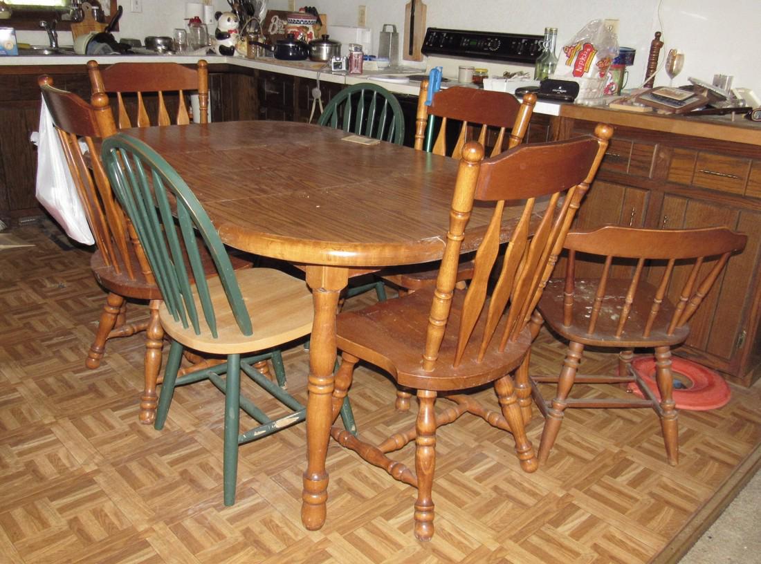Kitchen Table & Chairs (1 of 4)