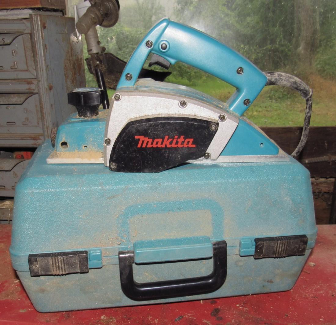 Makita N1900B Planer (1 of 2)