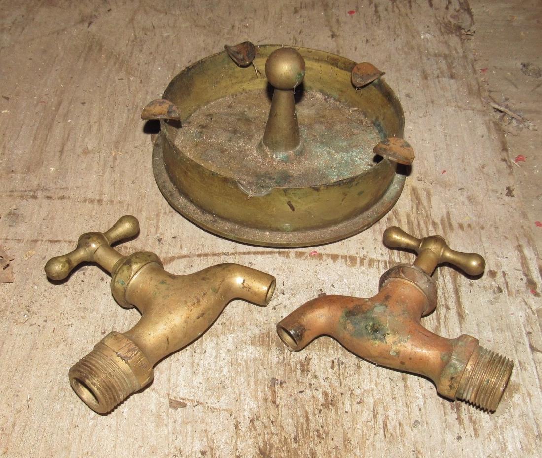 Brass Trench Art Shell Casing Ashtray & Spigots (1 of 4)