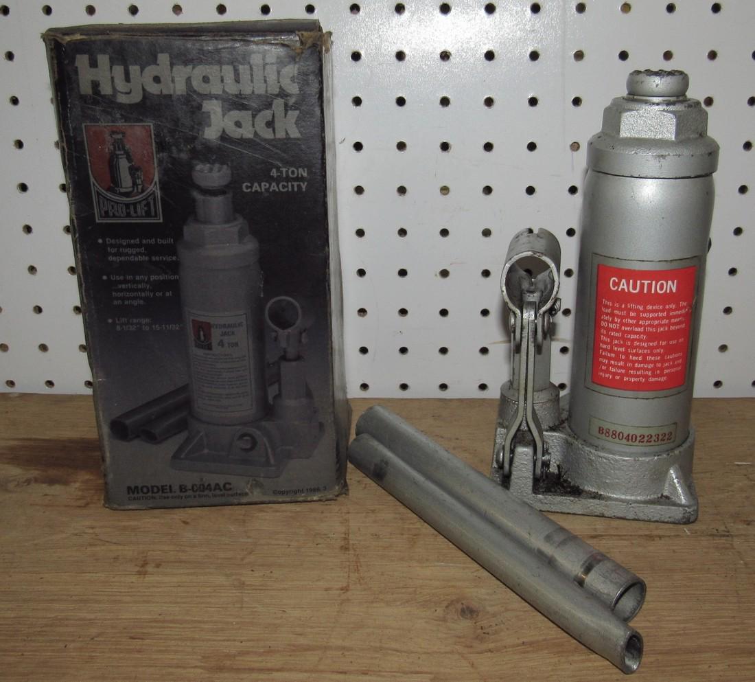 4 Ton Pro Lift Hydraulic Jack (1 of 1)