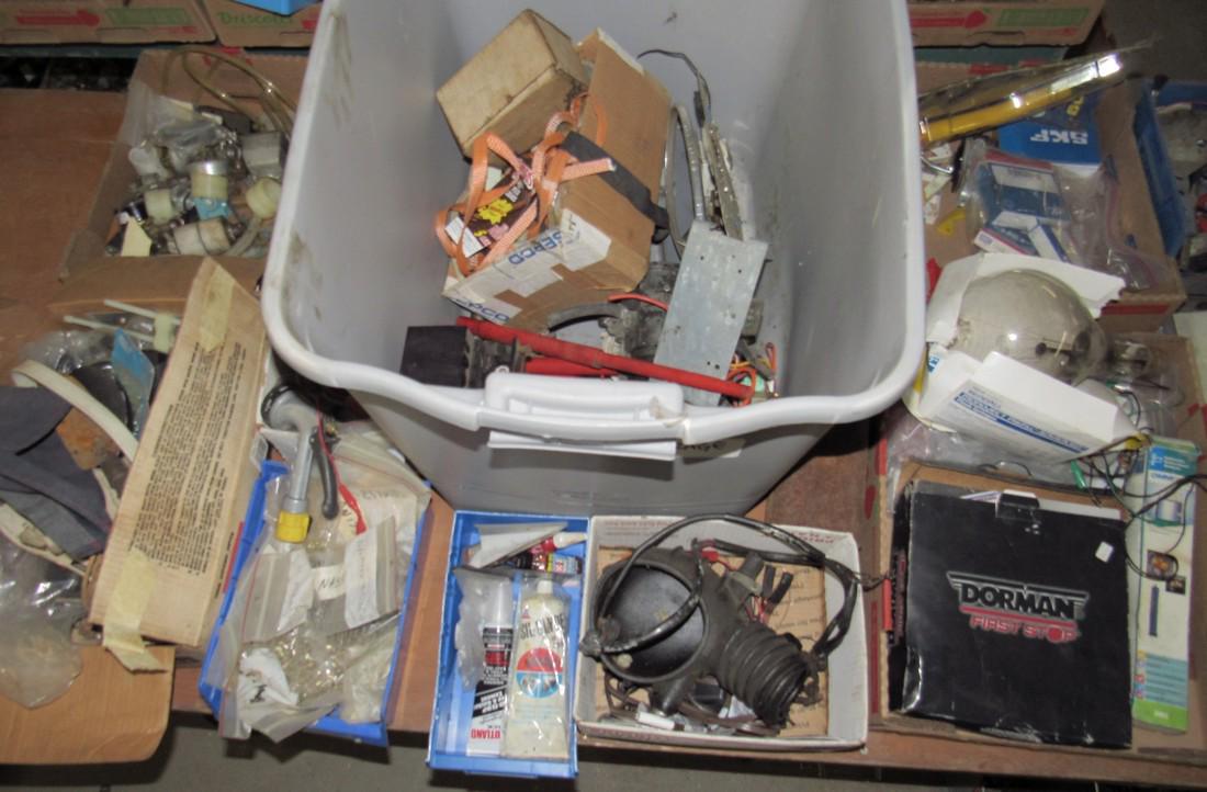 Misc Parts Partial Table Contents Lot (1 of 8)