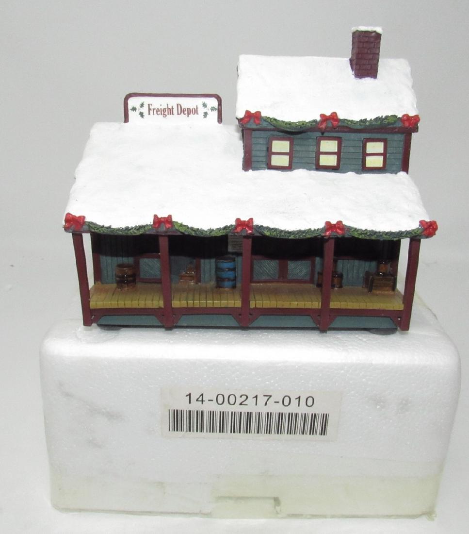 Hawthorne Village Train Station Freight Depot: Battery Operated