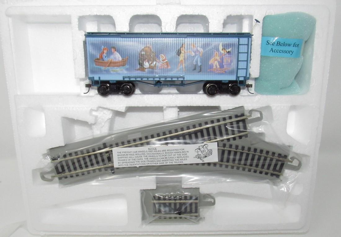 Bachmann Beast's Box Car Train HO Scale (1 of 1)