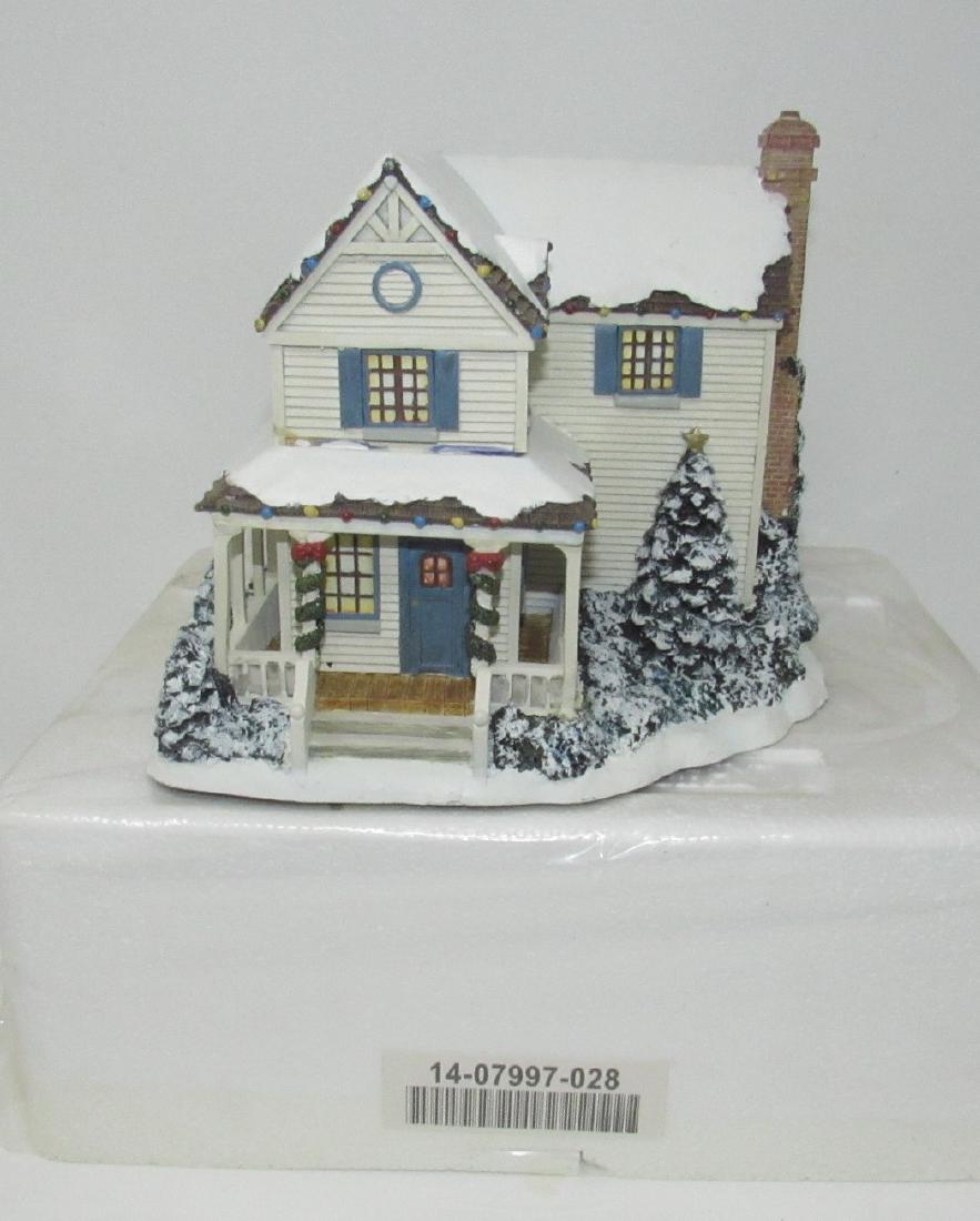 Thomas Kinkade Victoria's Christmas Village Lighted: Hawthorne Village