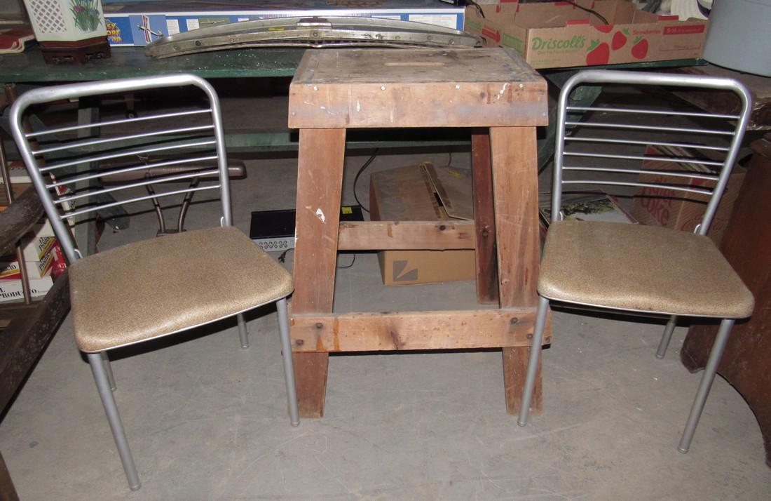 Vintage Workbench & 2 Folding Chairs (1 of 2)