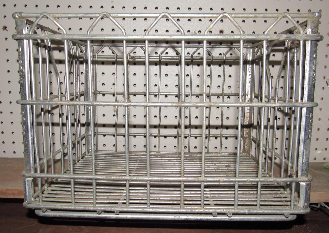 1971 Tuscan Wire Milk Crate (1 of 1)