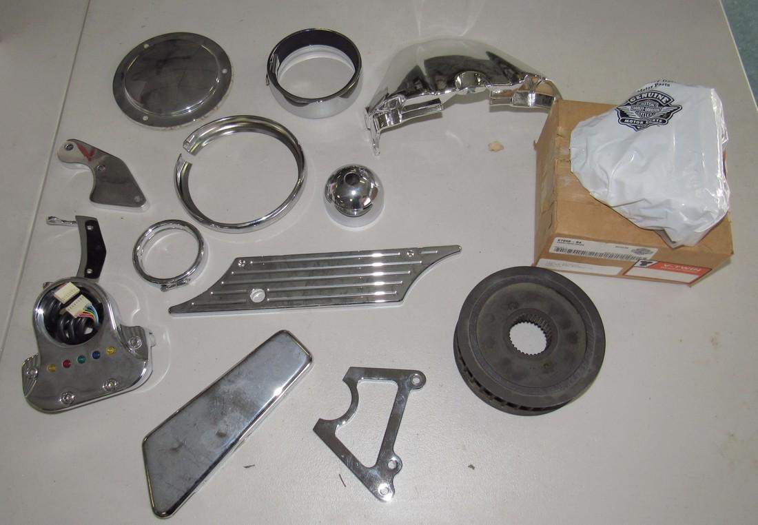 Misc Motorcycle Parts including Chrome Harley Davidson (1 of 5)