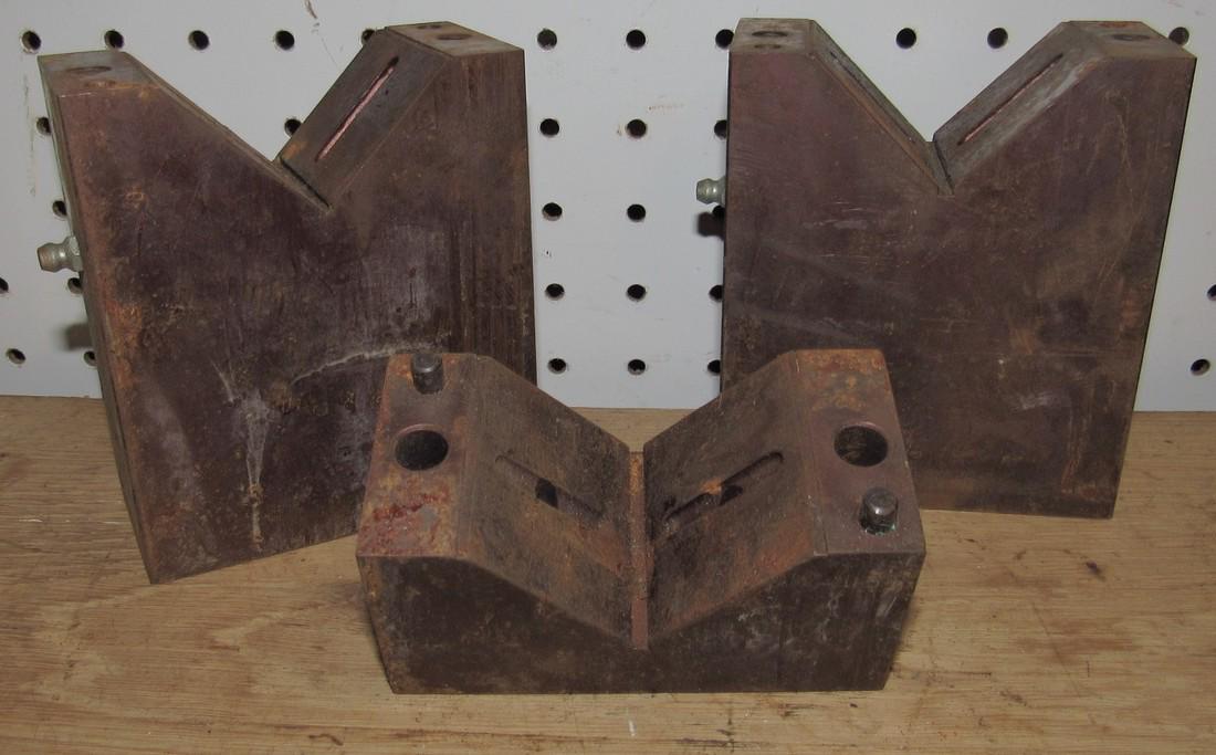 3 Machinists V Blocks (1 of 2)