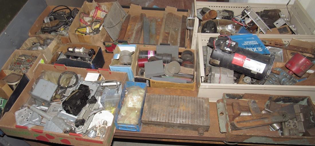 Table Parts Contents Lot (1 of 5)