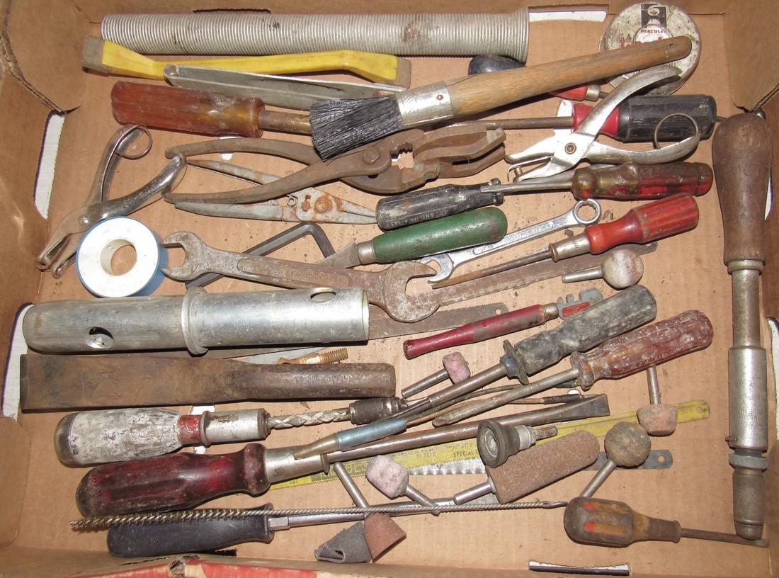 Screwdrivers Drill Grinding Stones Misc Box Lot (1 of 1)