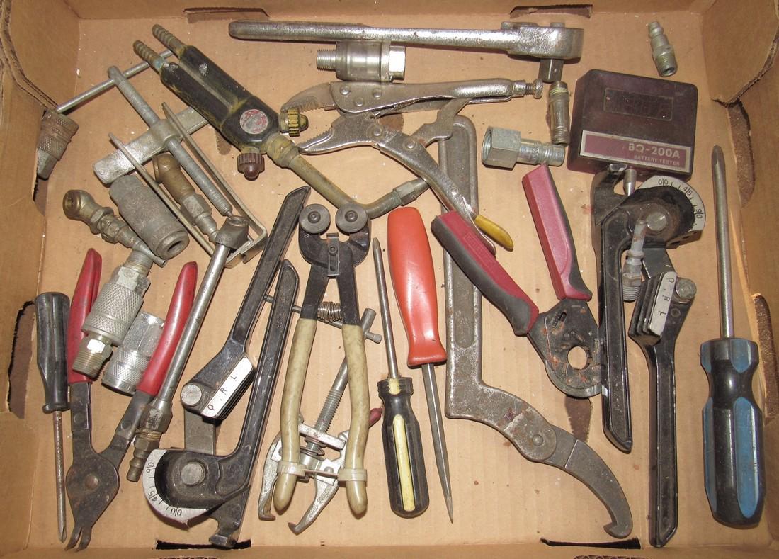 Box Lot of Tools Strippers Cutters Benders O Ring (1 of 1)