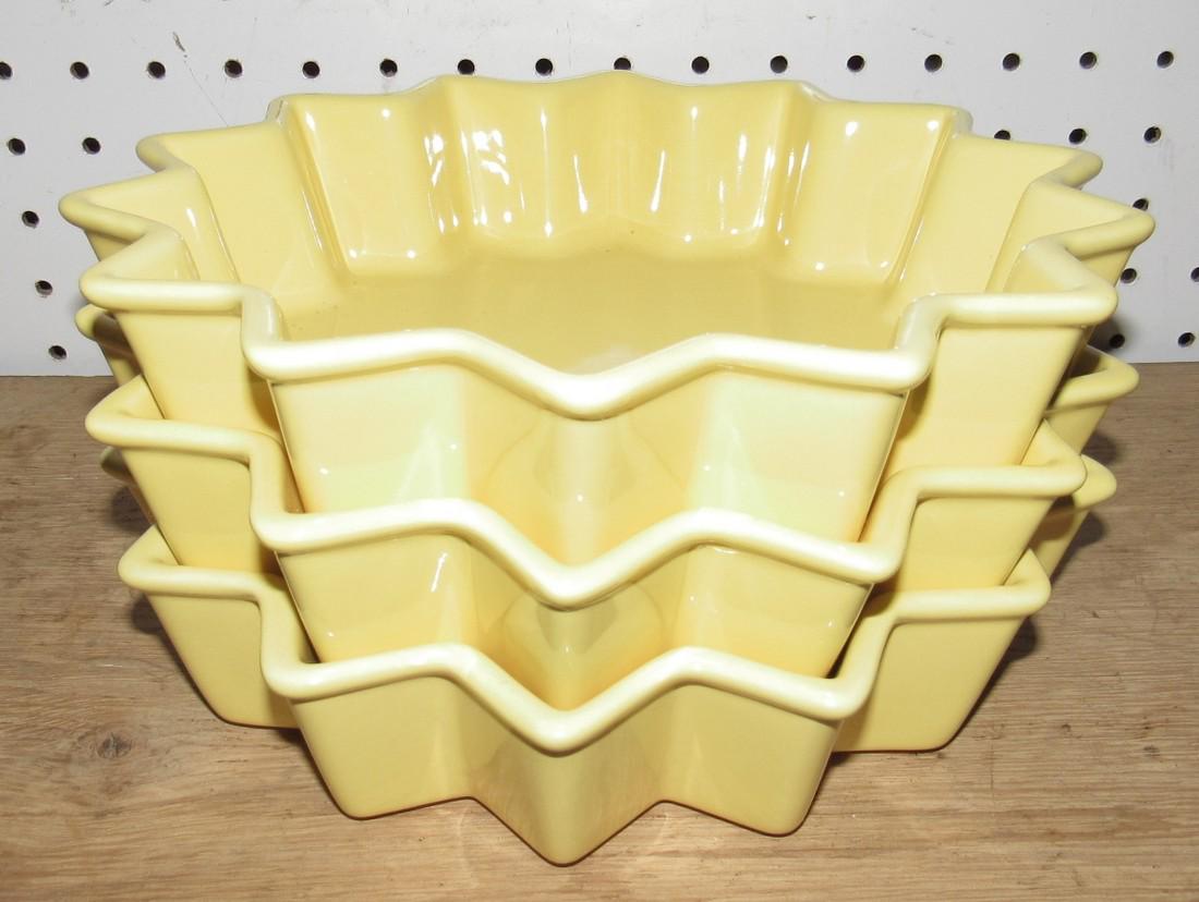 3 Chantal 1 Quart Star Shaped Casseroles: Never used !