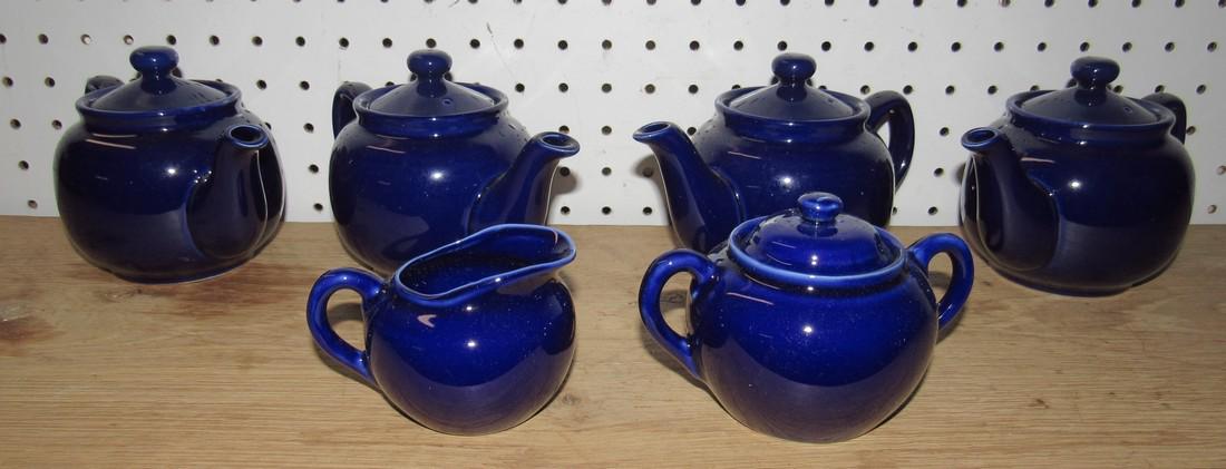 3 Royal Blue Teapots Creamer Sugar (1 of 2)