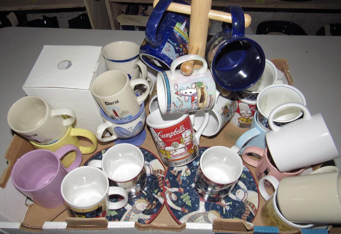 Box Lot od Coffee Mugs (1 of 1)