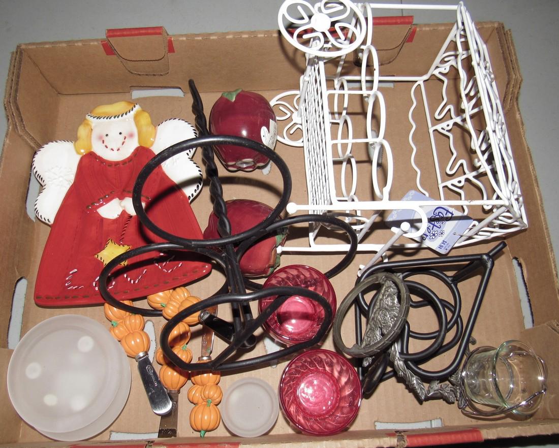 Box Lot of Misc Angel Tray Apple Salt & Peppers (1 of 1)