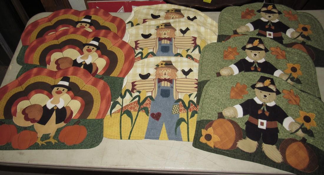 Thanksgiving Fall Placemats & Banner: Getting all pictured on table