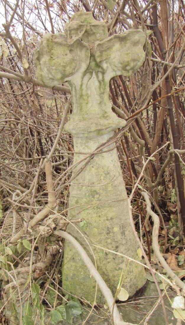 Outdoor Sandstone Architectural Monument Statue (1 of 4)