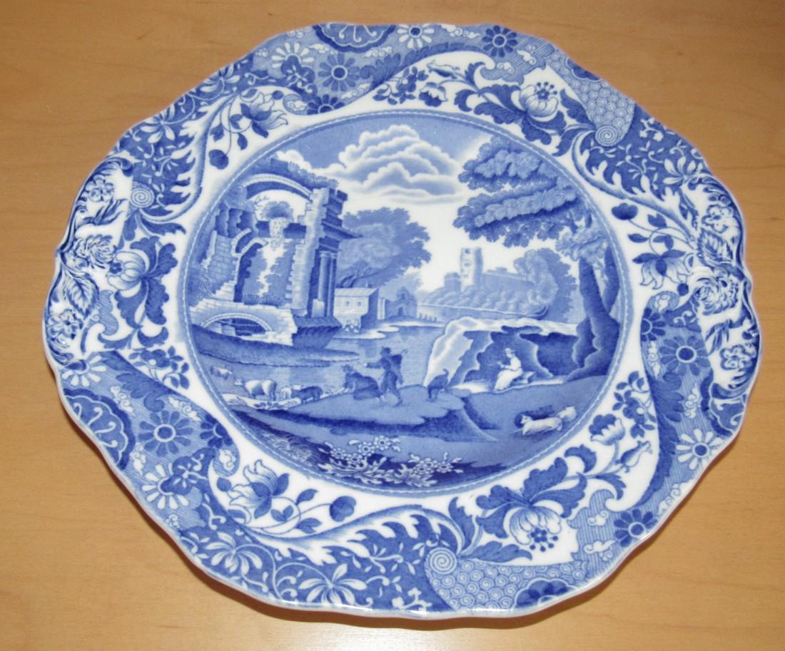 Copeland Spodes Italian Plate: Apprx 10 1/4" in diameter