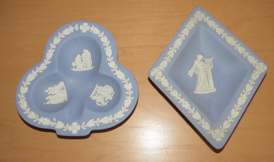 2 Wedgewood Trays (1 of 2)
