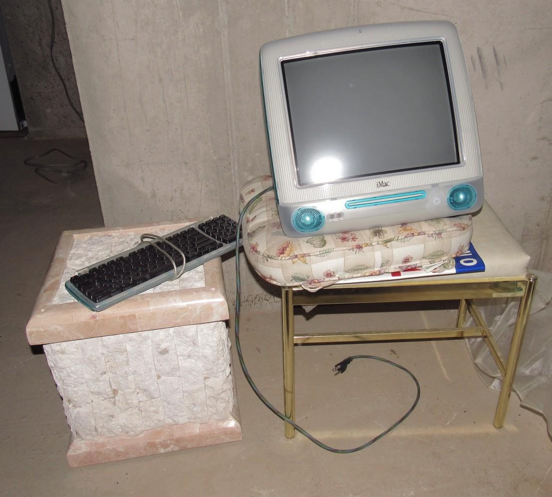 Imac Computer Resin Stand (1 of 3)