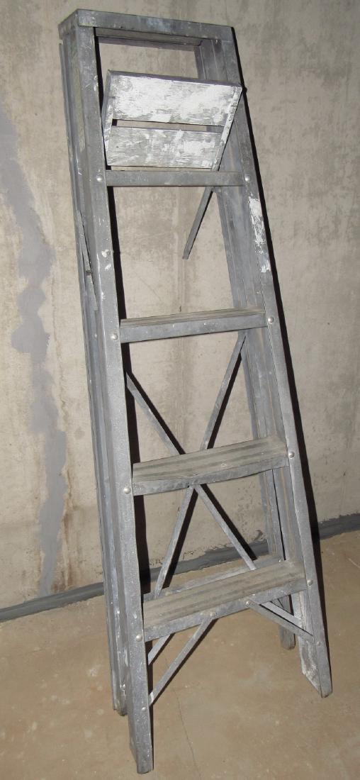 5' Aluminum Step Ladder (1 of 1)