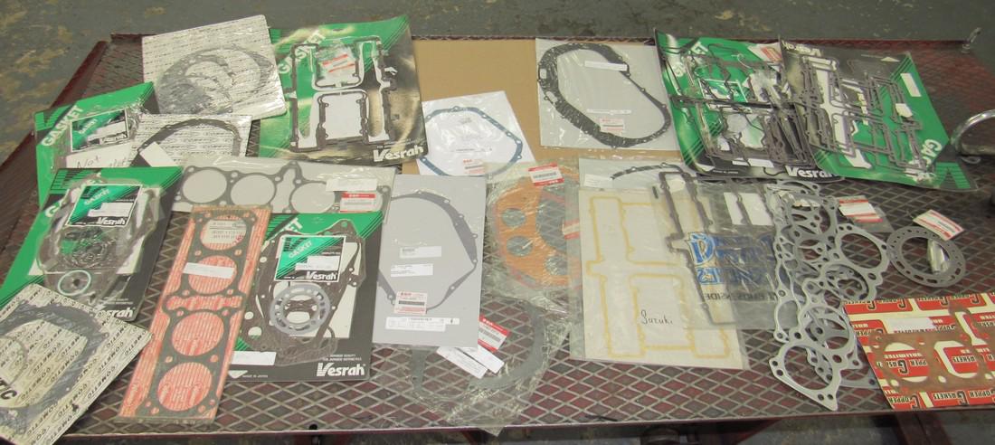 Suzuki Motorcycle Gasket Lot Copper Head Gasket (1 of 6)