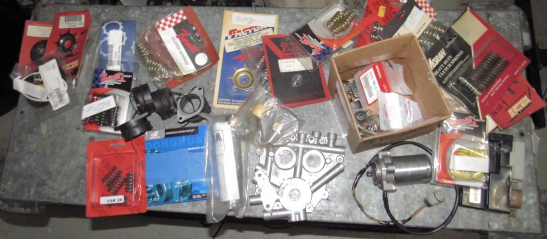 Honda ATV Starter Clutch Springs & Misc Parts (1 of 6)