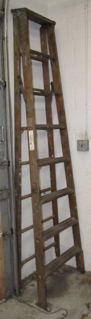 8' Wooden Step Ladder (1 of 1)