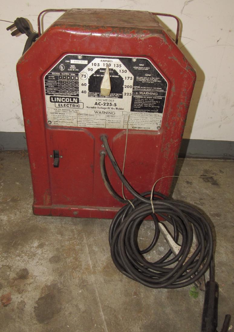 Lincoln AC-225-S Welder (1 of 3)