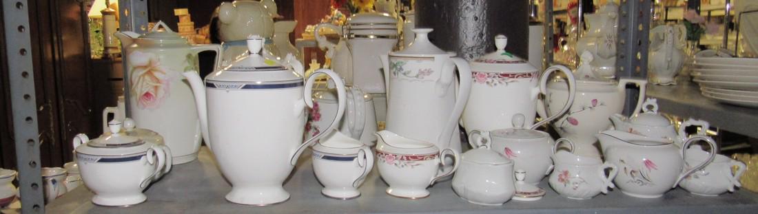 Shelf Lot Teapots Sugar Bowls Creamers Bavaria Nikko (1 of 6)