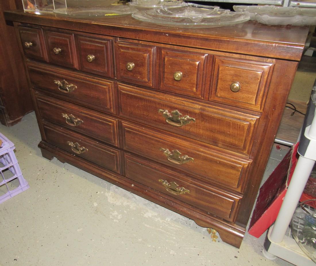 Thomasville Dresser (1 of 5)