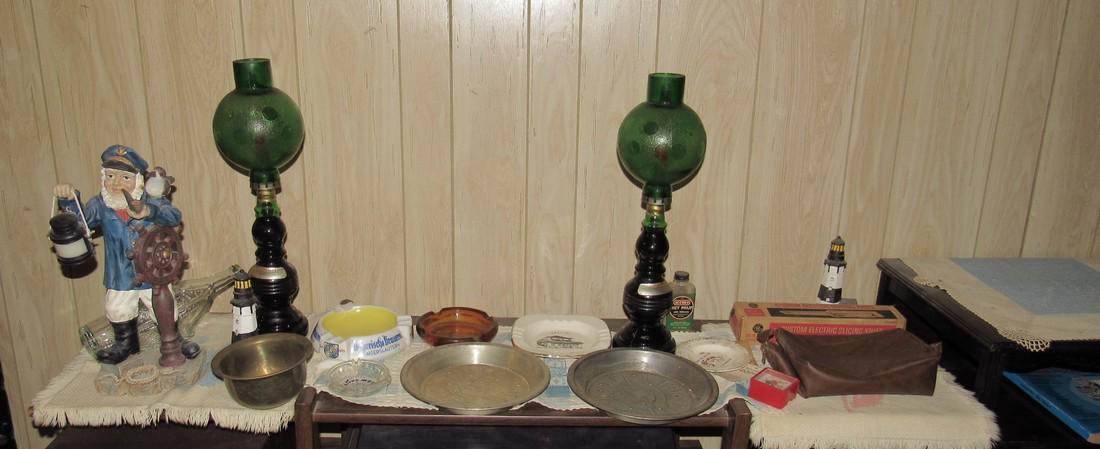Ashtrays Decanter Candle Lamps Misc Contents (1 of 5)