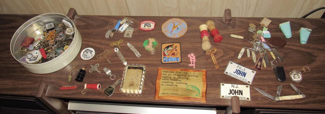 Pocket Knives Charms Shaving Brushes Razor Clock Keys (1 of 6)