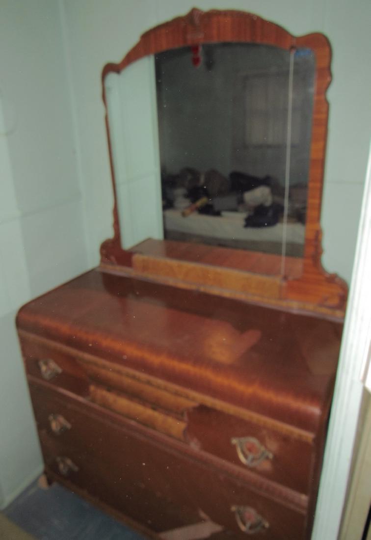 Deco Dresser with Mirror 4 Drawer Chest and Bed (1 of 4)