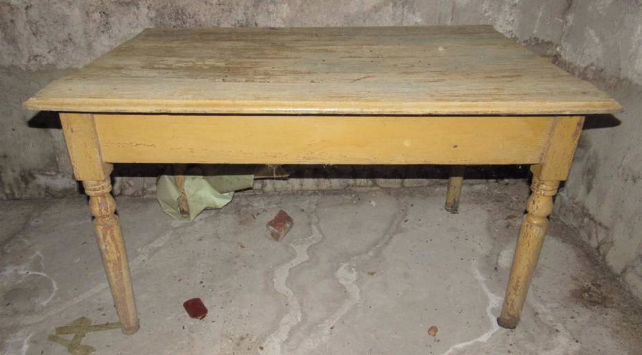 Primitiive Yellow Painted Table Dec 31, 2018 M.J. Stasak Jr