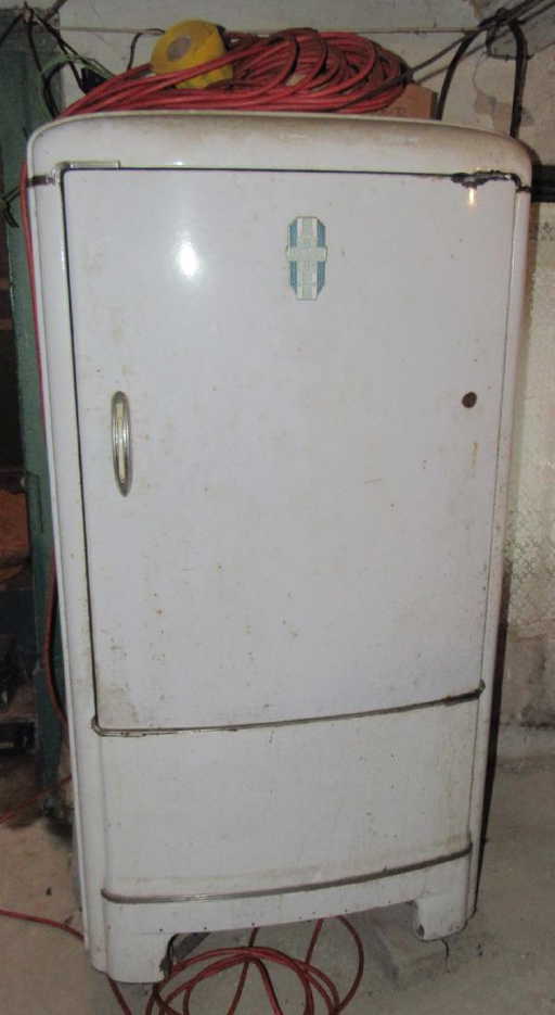 Coffee table refrigerator sobro drawer usb fridge speakers ports bluetooth led smart charging tables lights laptops tablets Vintage Frigidaire Refrigerator