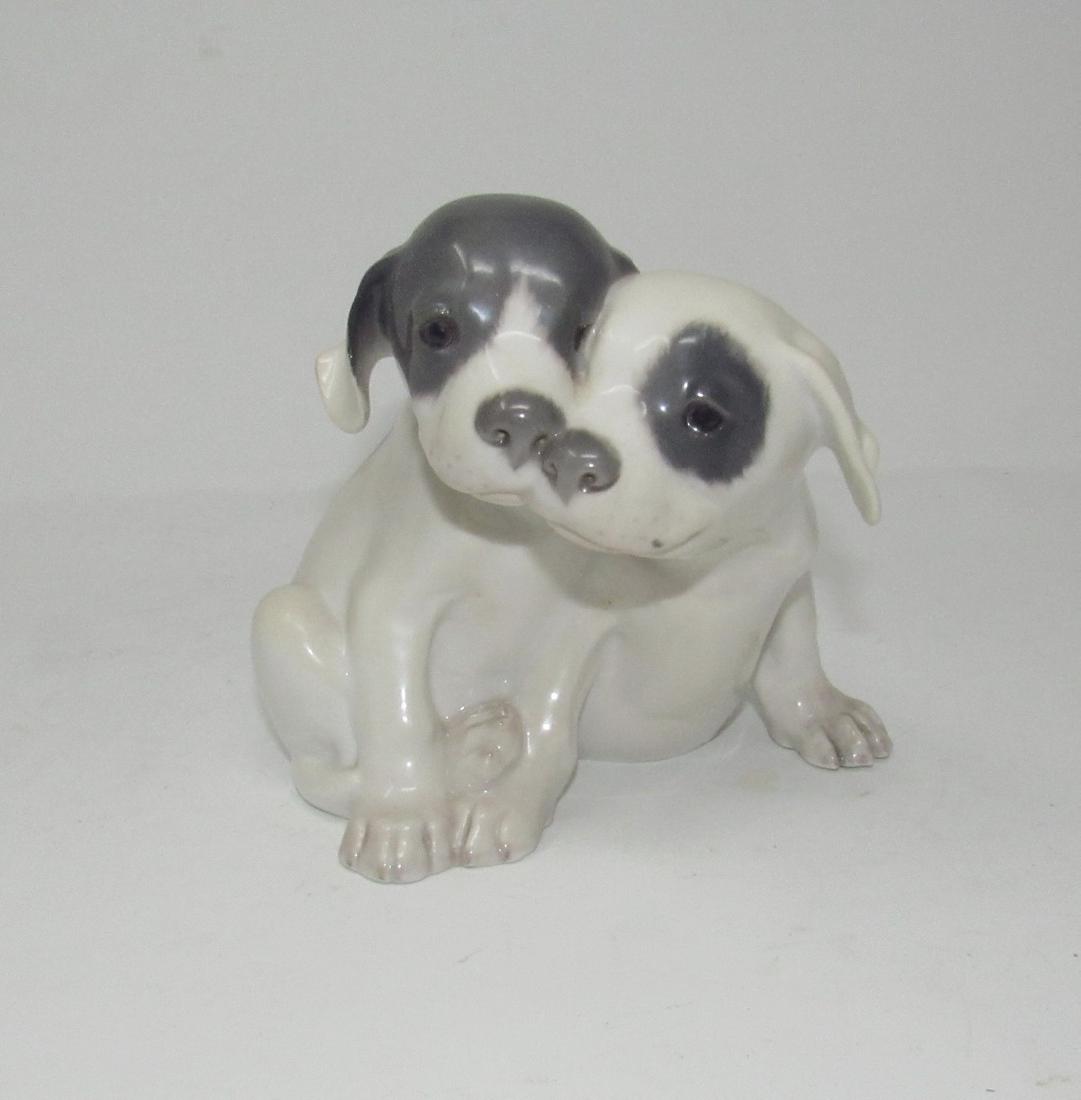 Royal Copenhagen #260 Pointer Puppy Dogs (1 of 3)