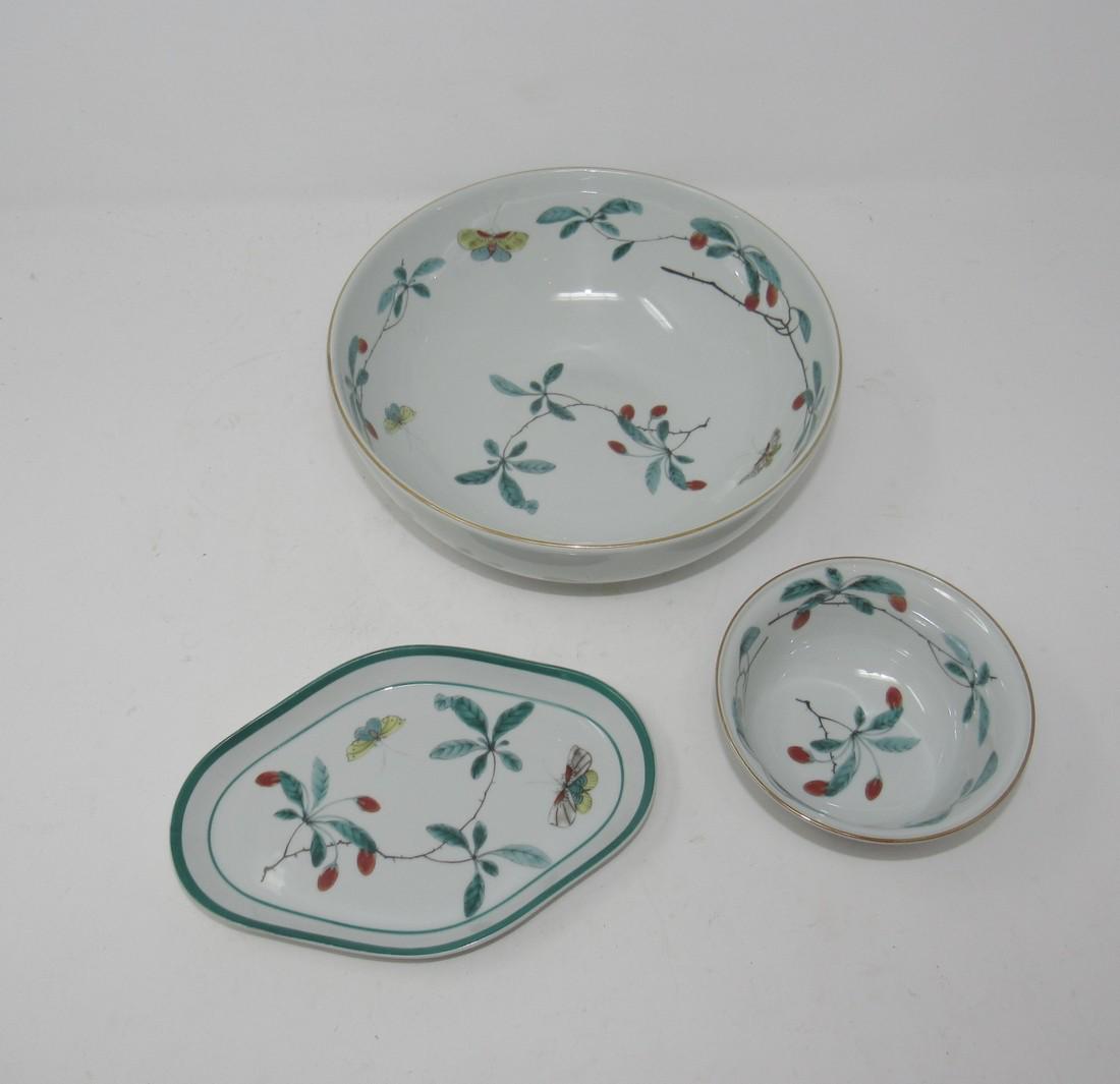Mottahedek Bowls and Tray (1 of 3)