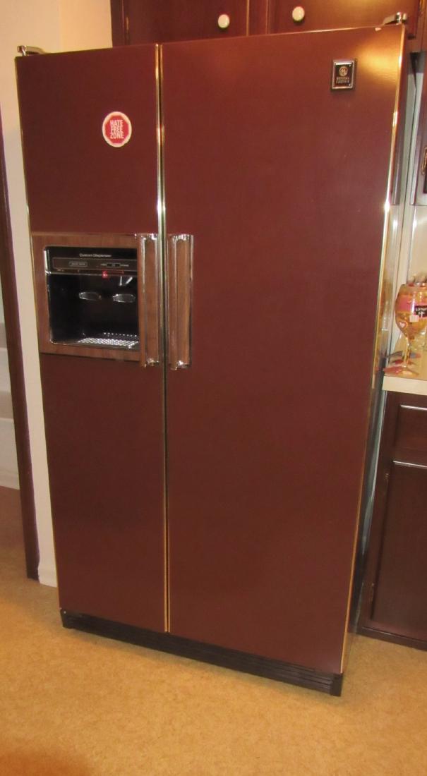 General Electric Refrigerator (1 of 4)