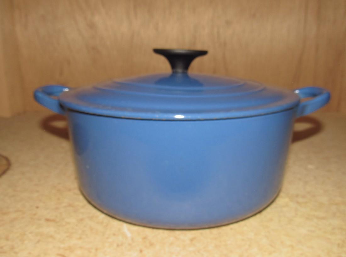 Cast Iron Le Creuset Pot: Approx 9" in diameter and 6" tall