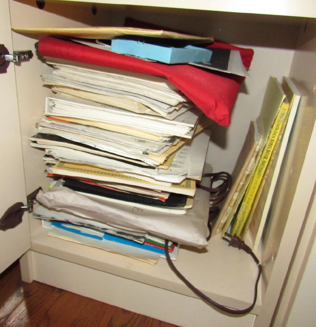 Shelf Contents of Sheet Music: Getting all pictured