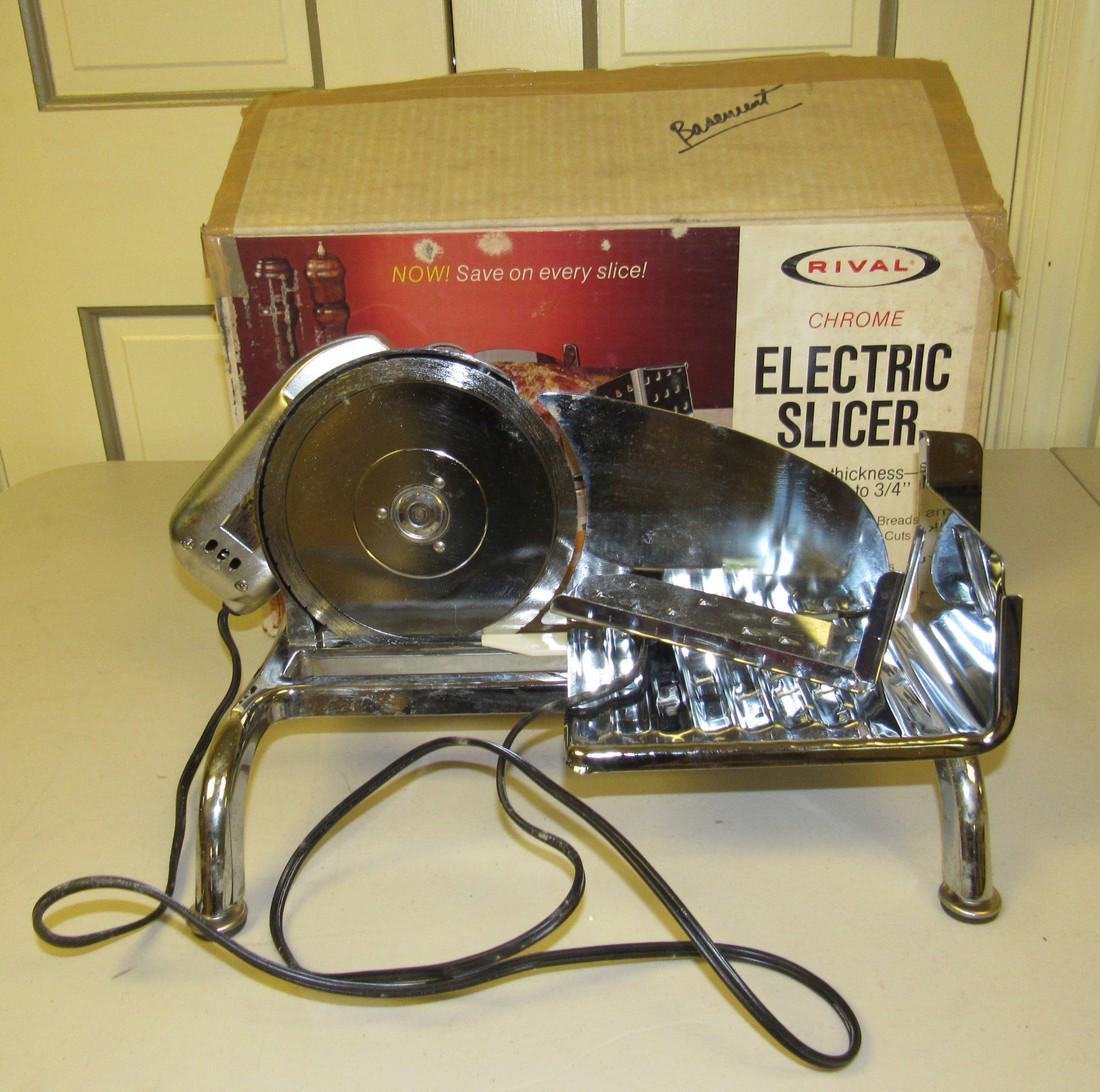 Vintage Rival Food Meat Slicer: Sold in untested condition
