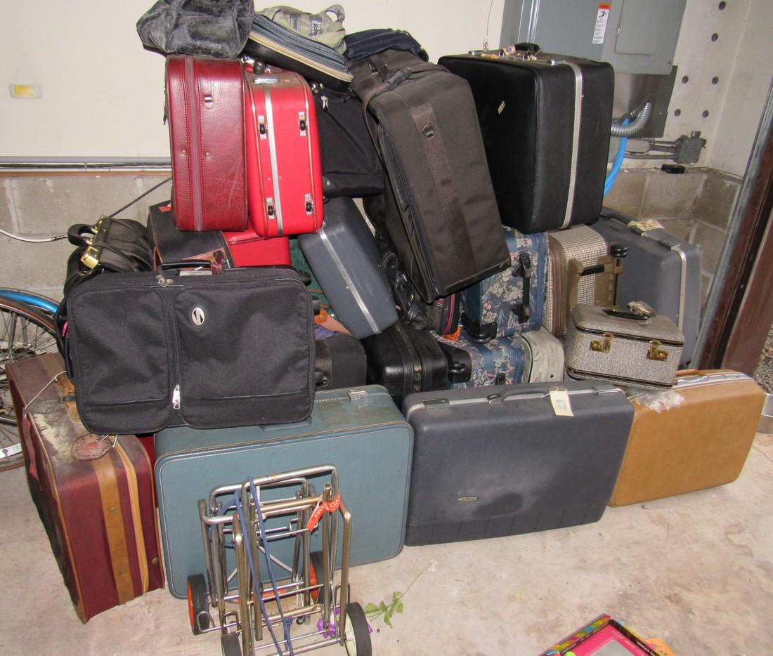 Large Lot of Luggage: Getting all luggage and luggage carriers pictured