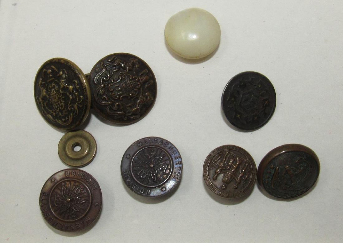 Antique Buttons Massachusetts Grand Army & Misc: Getting all pictured