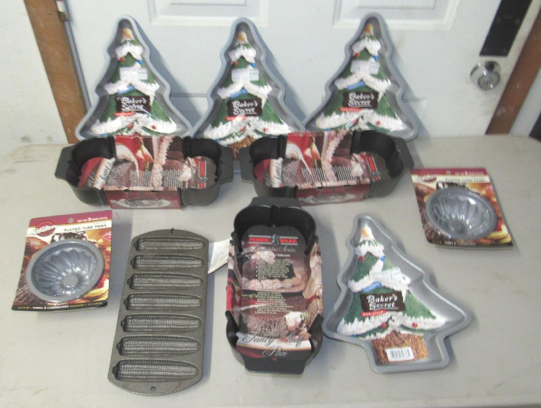 Christmas Tree Cake Pans Nordic Ware Bakeware (1 of 4)