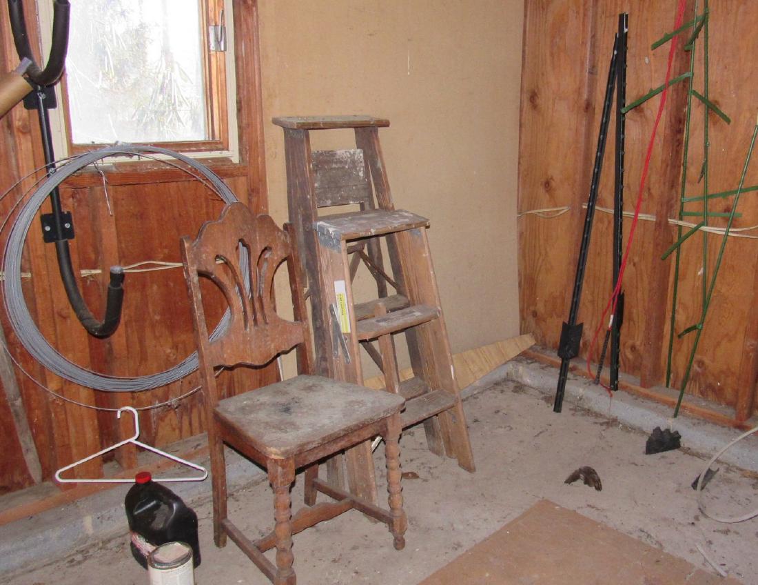 Wooden Step Ladders Wire Fencing Fence Posts (1 of 3)