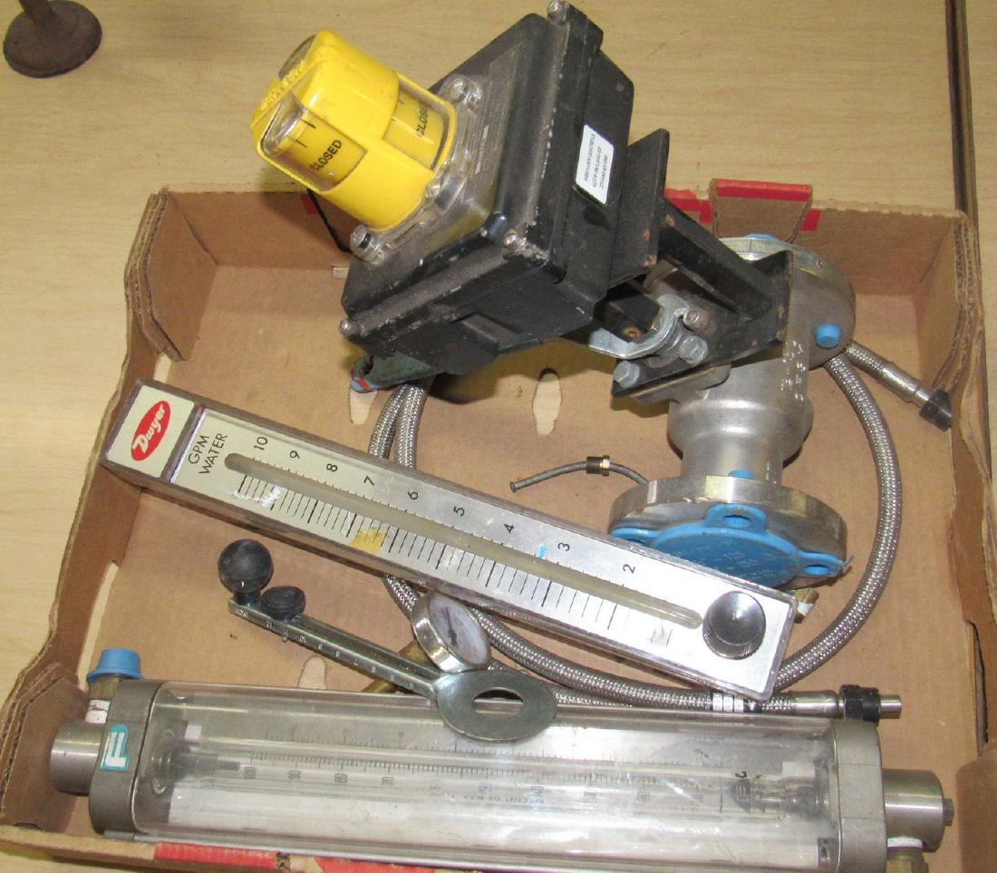 Stainless Steel 1 1/2" Valve Dwyer Gauge: Getting all pictured in box. Sold in untested condition